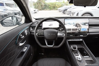 2025款艾瑞泽8 PRO 1.6T 舒适型