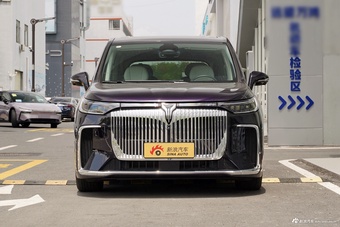 2025款梦想家 PHEV 四驱尊贵鲲鹏版