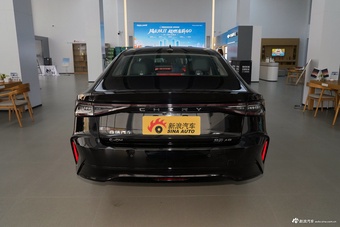 2025款风云A8 70km 标准型