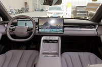 2025款荣威M7 DMH 160km悦享版