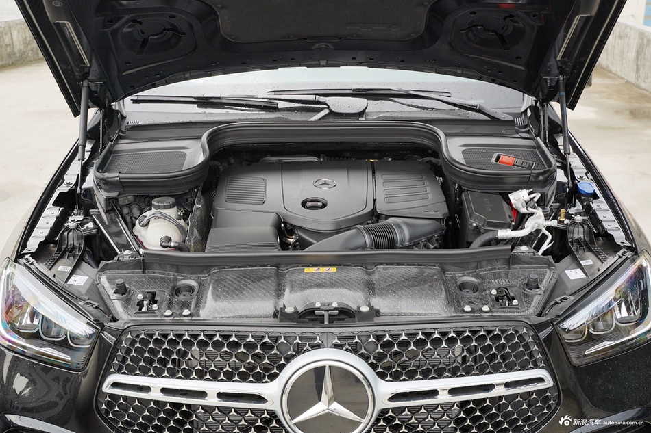 2025款奔驰GLE级 改款 GLE 350 4MATIC 动感型