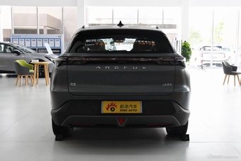 2025款极狐αT5 520 MAX