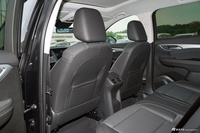 2025款昂科威Plus 28T 两驱白金版