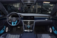 2024款飞驰 4.0T V8 雅度版