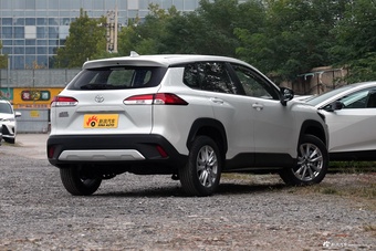 2026款卡罗拉锐放 2.0L 先锋版