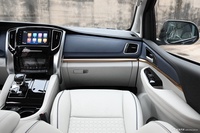 2022款风行M7领爵款 2.0T 自动侯爵版