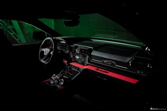 2026款Urus SE 4.0T Tettonero 特别版 官图