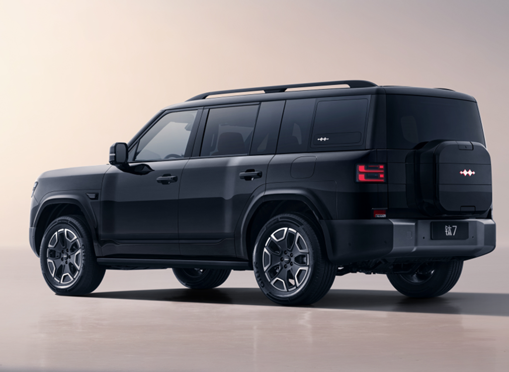 2025款方程豹钛7 基本款