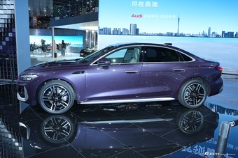 2025广州车展实拍：一汽奥迪A5L