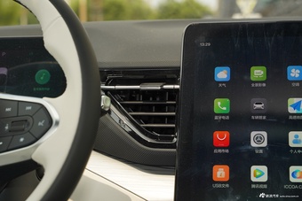 2025款悦意07 210km 悠享版