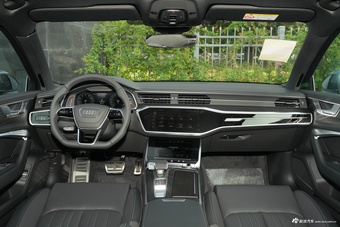 2026款奥迪A6L 45 TFSI quattro 臻选动感型+尊享包