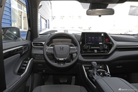 2021款皇冠陆放2.5L HEV四驱精英版