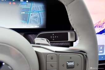 2024款腾势Z9插混 1100km四驱Ultra版