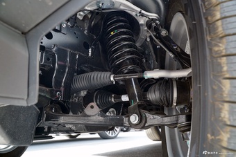 2025款北京BJ40e 魔核电驱标准版