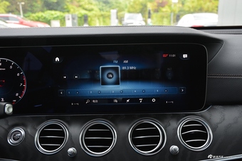 2021款奔驰E级(进口) 改款 E 300 运动版 