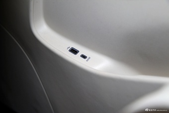 2026款享界S9 增程 Ultra 后驱 53kWh