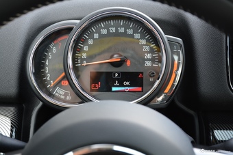 2020款COUNTRYMAN COOPER ALL4极地版