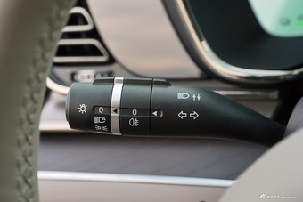 2025款汉EV智驾版 701KM激光雷达旗舰型