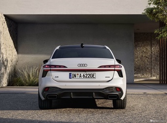 2025款奥迪A6混动 Sedan e-hybrid quattro 官图