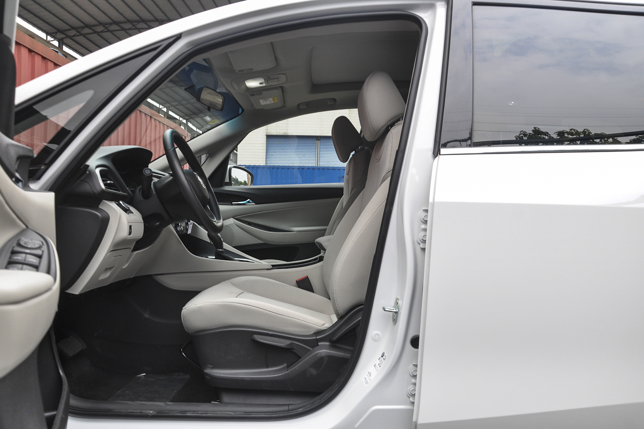 2019款别克GL6 1.3T自动18T精英型5座国V