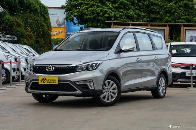 2019款长安欧尚A800 1.6L手动舒适型国VI