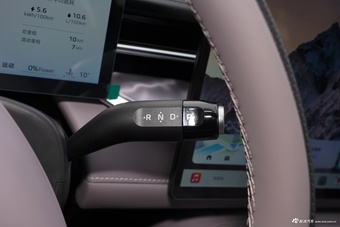 2025款荣威M7 DMH 160km悦享版