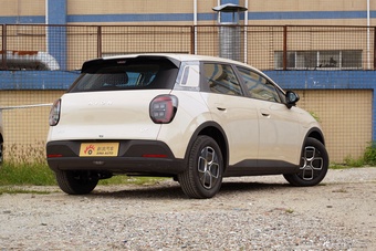 2025款AION UT 330星辉版