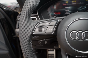 2025款奥迪S4 Avant 3.0TFS