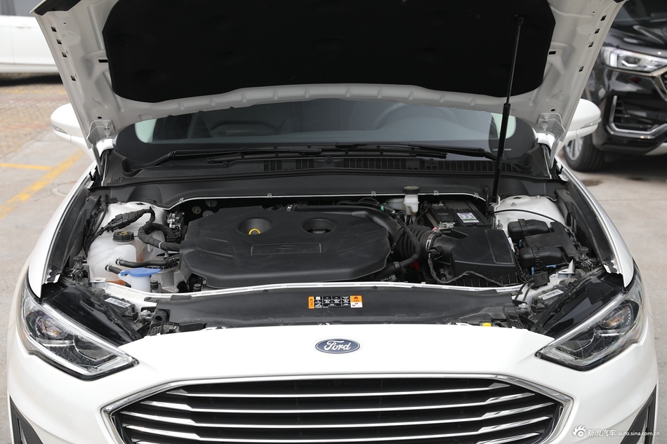 2020款蒙迪欧2.0T自动豪华型EcoBoost 200 