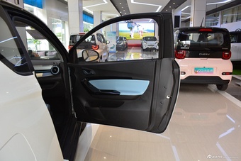 2024款小蚂蚁 251km 真爱版