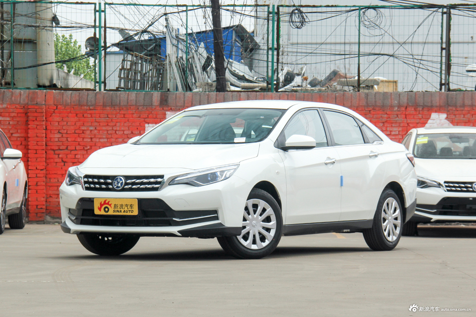 2019款启辰D60 1.6Entry手动时尚版