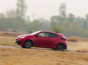 2025款GR YARIS 进化版 官图