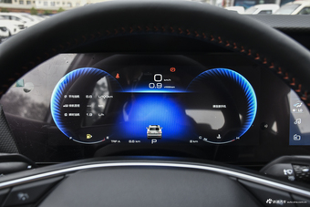 2019款宝骏RC-6 1.5T 自动24小时在线尊贵型