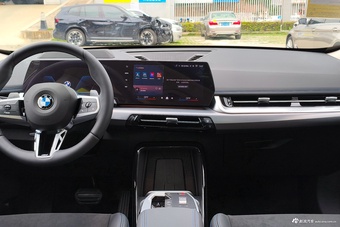 2024款宝马X1 xDrive25Li M运动套装