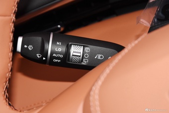 2025款深蓝S07 215Max 深蓝智驾AD PRO增程版