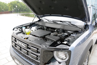 2026款哈弗大狗 1.5T DCT边牧版雾隐蓝