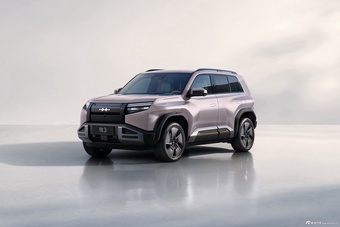 2025款钛3 501KM 后驱Ultra版 冰晶蓝 微光粉