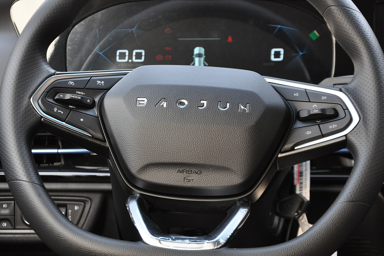 2019款宝骏RC-6 1.5T 自动24小时在线精英型