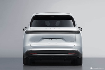 2026款享界V8 纯电版