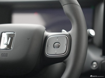 2025款坦克300 Hi4-T