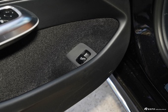 2026款奔驰E级 260 L 经典型