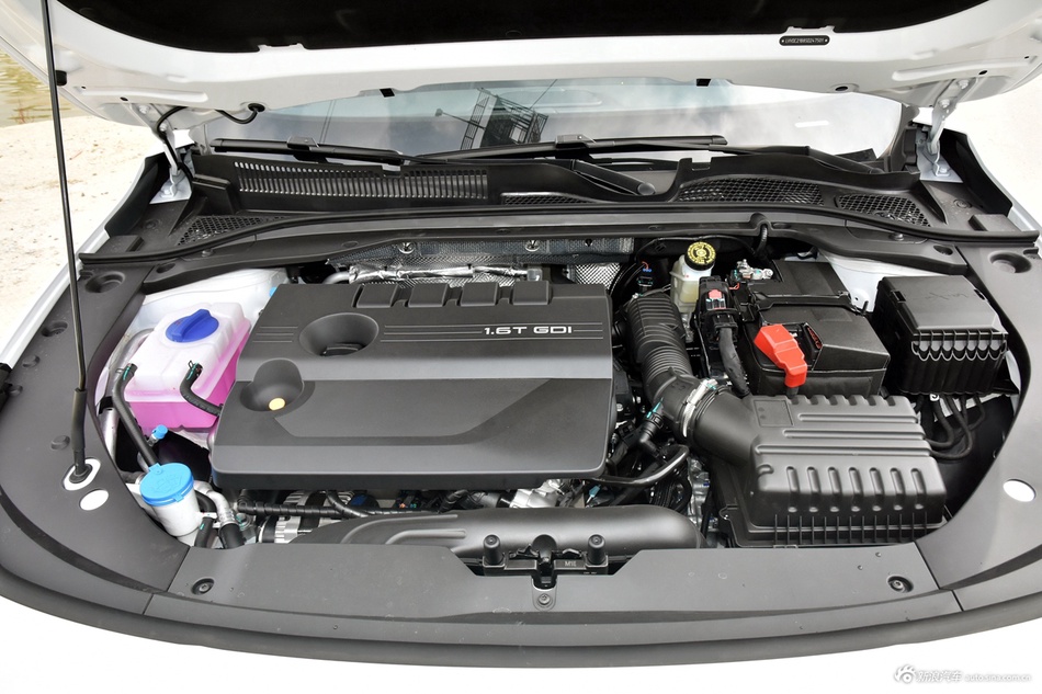 2025款艾瑞泽8 1.6T DCT尚