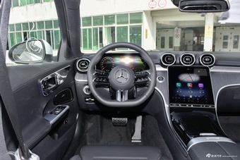 2026款奔驰C级 C 200 L 运动版