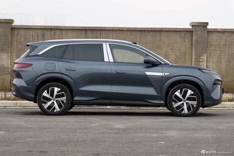 2025款唐L DM 200KM四驱激光雷达旗舰型