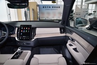 2025款沃尔沃XC90改款 B6 智远豪华版 6座