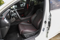 2021款捷尼赛思G70 2.0T 四驱旗舰型