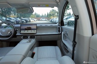 2025款零跑B01 550舒享版