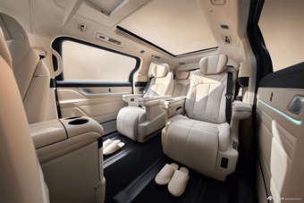 2026款银河V900 标准版8座 官图