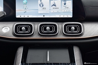 2025款瑞虎9 2.0T 双离合两驱舒享版 7座