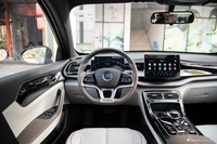 2024款秦PLUS EV 荣耀版 510KM超越型